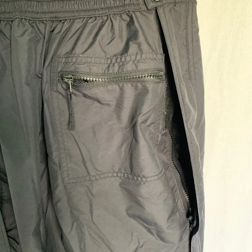 Rawik outerwear // black zip off snow pants size large PAT